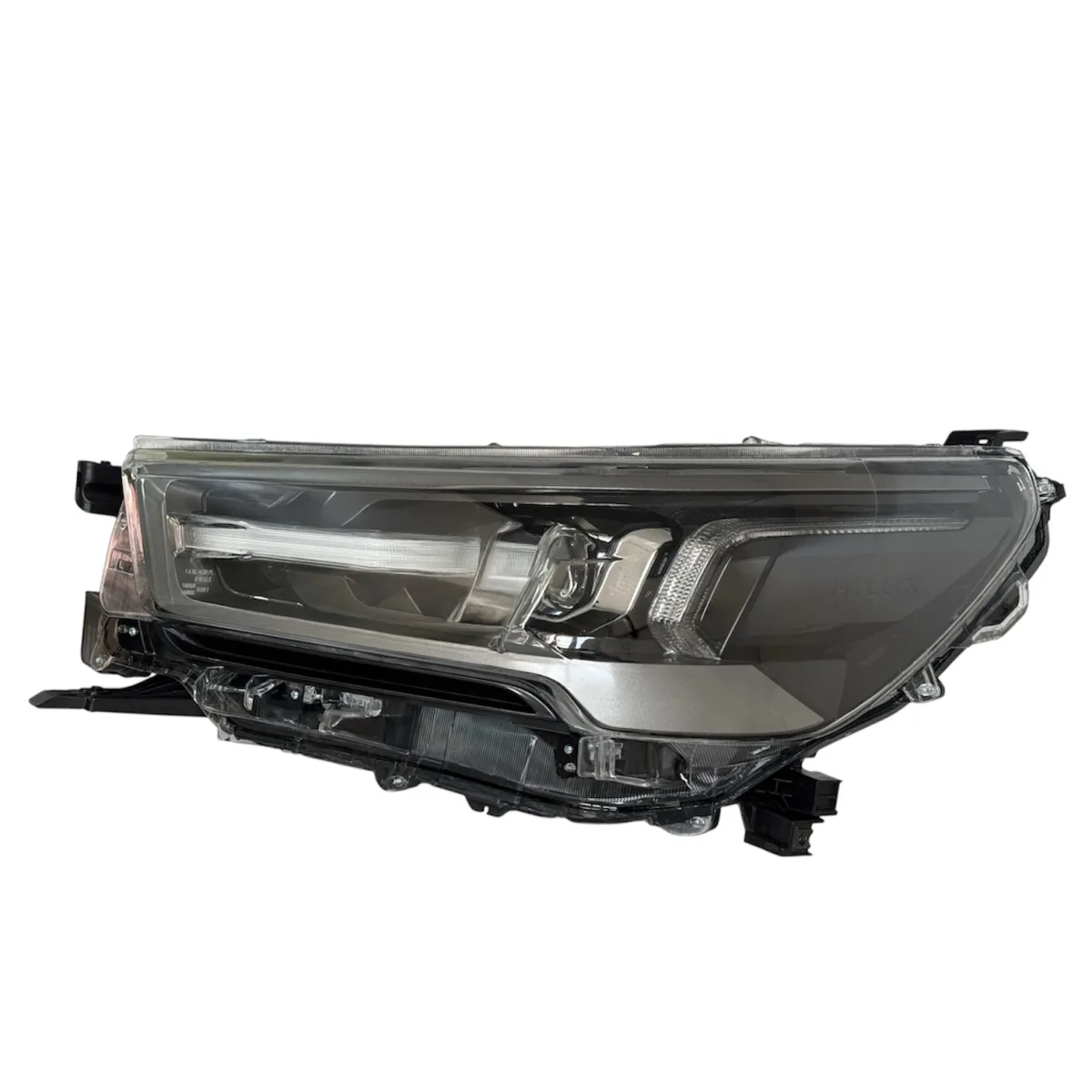 FAR HILUX REVO 21-24 LH (MERCEKLİ/İÇİ KOYU GRİ/ KROM MERCEK)/(HILUX YAZILI-INVINCIBLE)